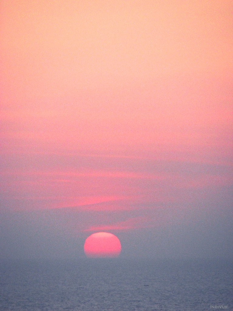 Sunset and horizon in Gokarn, India