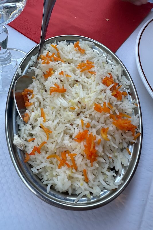 Indian saffron rice in Paris was having some color from carrot